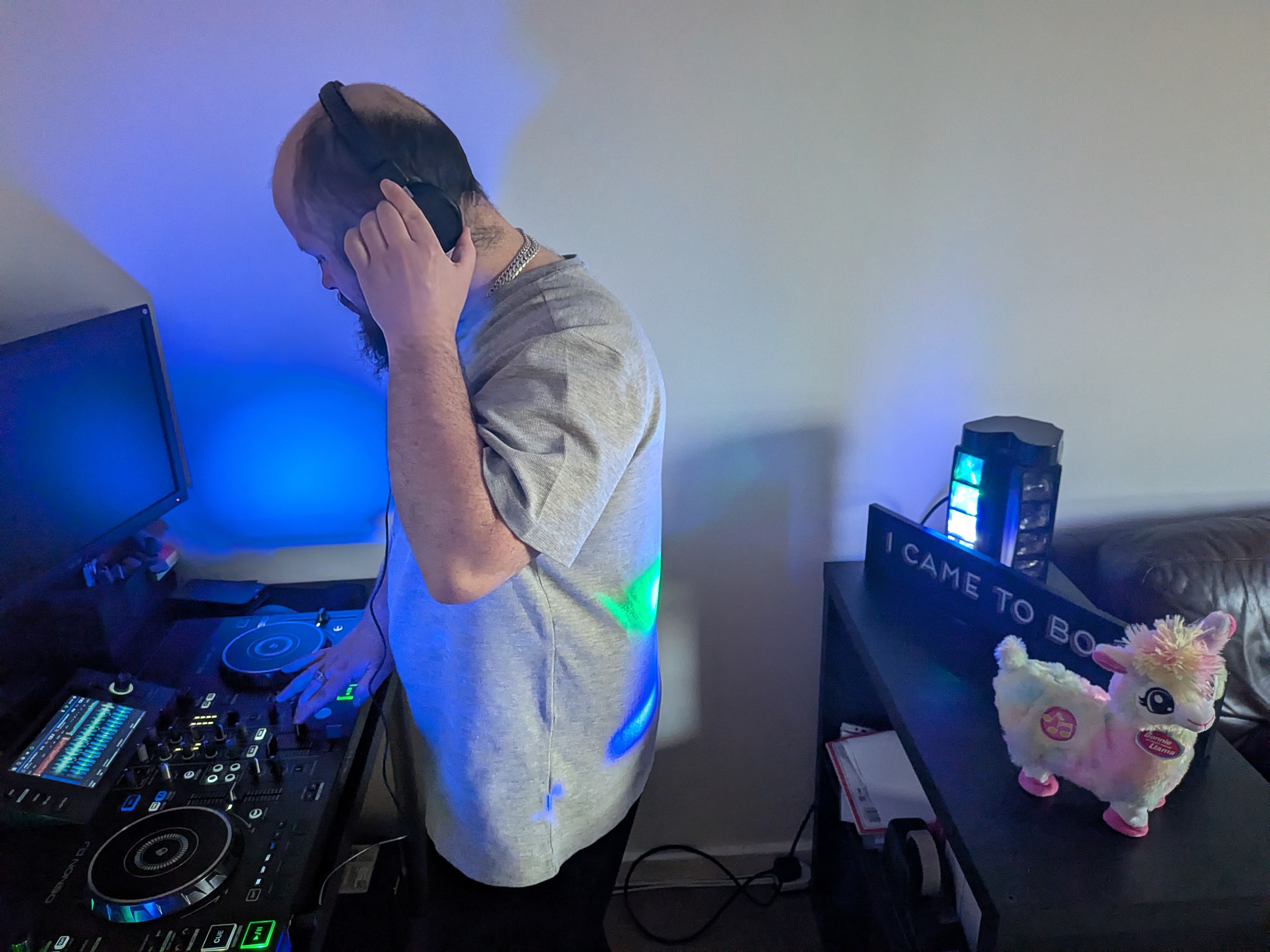 DJ Gallery 9